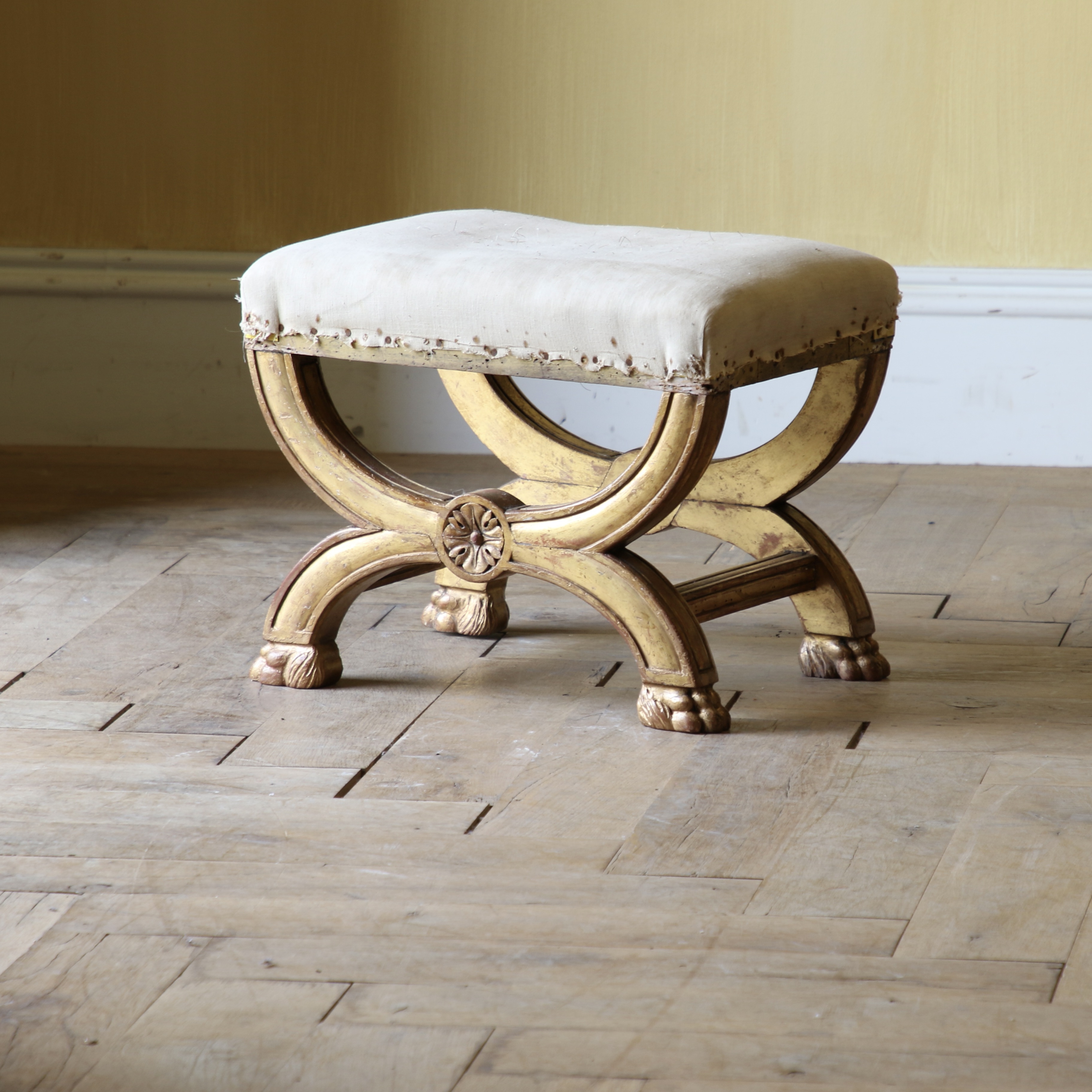 Curule Stool